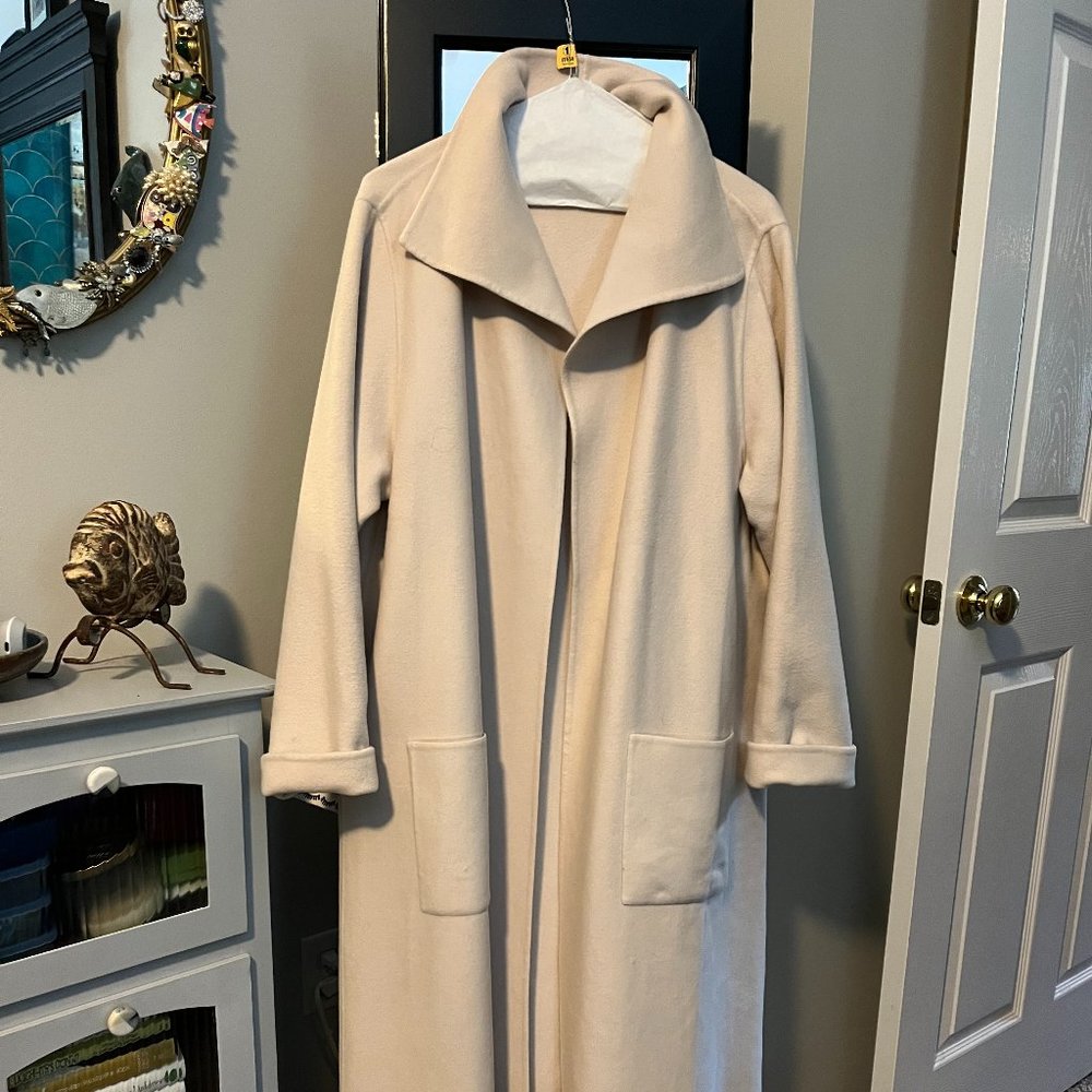 Eileen Fisher cashmere-blend, off-white, long coat; size M